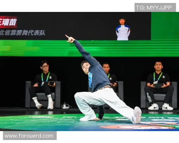 杭州极限运动队与深圳极限运动队赛后复盘力量对比分析与精彩瞬间回顾